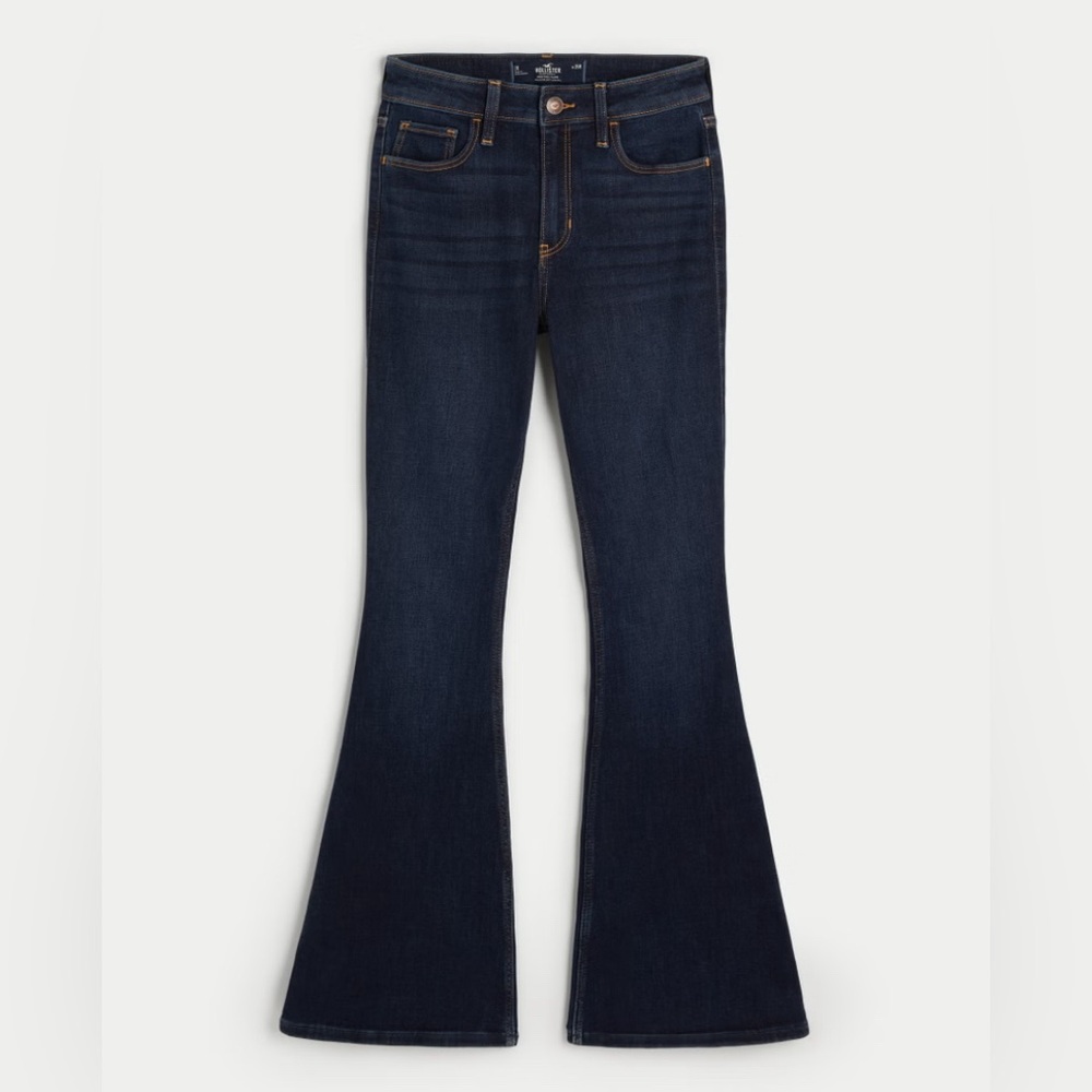 ₊˚⊹ ᰔ 𝑯𝒐𝒍𝒍𝒊𝒔𝒕𝒆𝒓 𝑭𝒍𝒂𝒓𝒆𝒅 𝑱𝒆𝒂𝒏𝒔